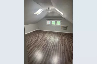 2439 W Byron Street, Chicago, IL 60618 - Photo 7