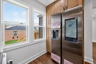 5852 W Newport Avenue, Chicago, IL 60634 - Photo 15