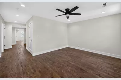 5852 W Newport Avenue, Chicago, IL 60634 - Photo 25