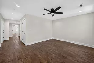 5852 W Newport Ave, Chicago, IL 60634 - Photo 25