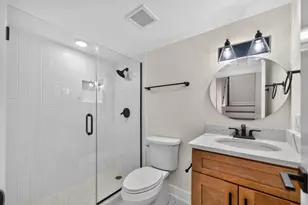 5852 W Newport Ave, Chicago, IL 60634 - Photo 47