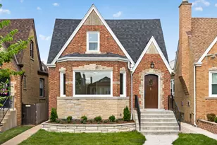 5852 W Newport Ave, Chicago, IL 60634 - Photo 1