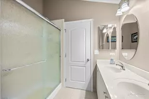 1155 Falcon Ridge Dr, Elgin, IL 60124 - Photo 17
