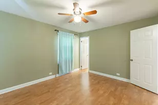 7615 Walnut Ave, Woodridge, IL 60517 - Photo 9