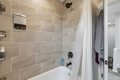 5046 N Rutherford Avenue, Chicago, IL 60656 - Photo 21