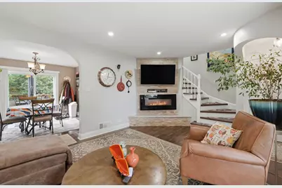 5046 N Rutherford Avenue, Chicago, IL 60656 - Photo 7