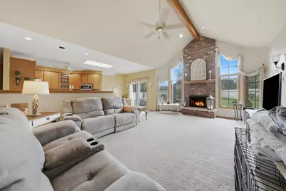 10400 Emerald Avenue, Orland Park, IL 60467 - Photo 3