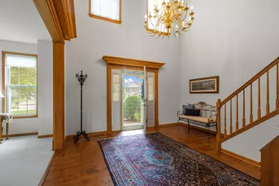 4 Wellesley Court, Hawthorn Woods, IL 60047 - Photo 3