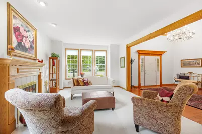 4 Wellesley Court, Hawthorn Woods, IL 60047 - Photo 5