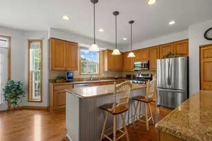4 Wellesley Ct, Hawthorn Woods, IL 60047 - Photo 11
