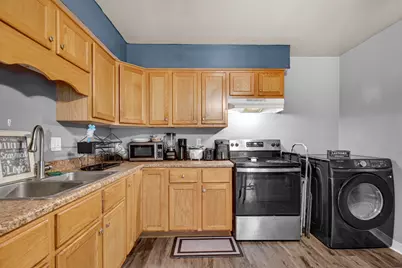 562-564 3rd Street, Crete, IL 60417 - Photo 5