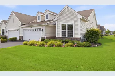 635 N Falls Circle, Pingree Grove, IL 60140 - Photo 3