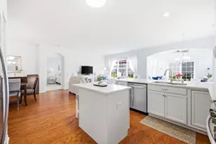 635 N Falls Circle, Pingree Grove, IL 60140 - Photo 17