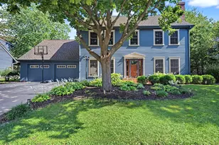 2801 Vly Brk Dr, Champaign, IL 61822 - Photo 3