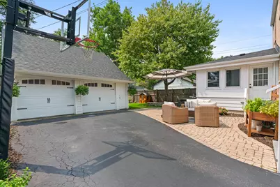 447 Ridge Avenue, Clarendon Hills, IL 60514 - Photo 37
