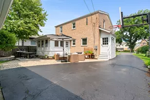 447 Ridge Ave, Clarendon Hills, IL 60514 - Photo 39