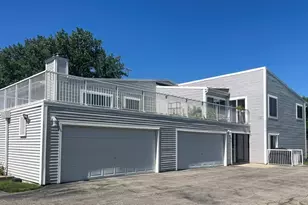 2252 N Baldwin Way, Palatine, IL 60074 - Photo 3
