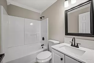 604 Rome Ave, Rockford, IL 61107 - Photo 13