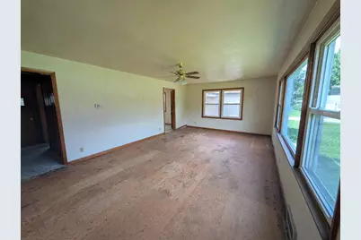 203 E 2nd Street, Genoa, IL 60135 - Photo 3