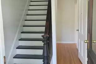 731 N Madison St, Woodstock, IL 60098 - Photo 5