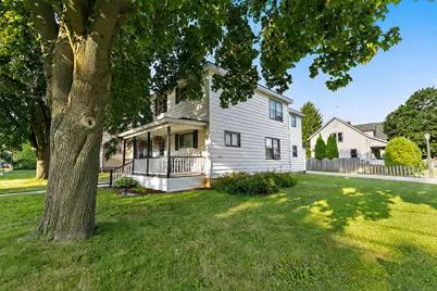 731 N Madison Street, Woodstock, IL 60098 - Photo 35