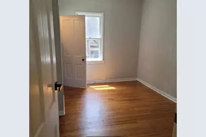 731 N Madison Street, Woodstock, IL 60098 - Photo 7
