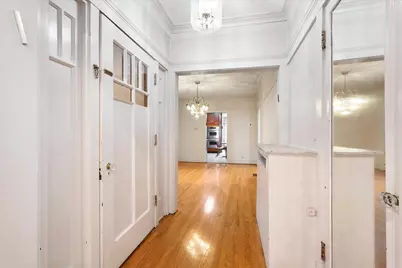 6520 N Fairfield Avenue, Chicago, IL 60645 - Photo 5
