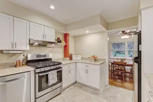 308 S Albert St, Mount Prospect, IL 60056 - Photo 5