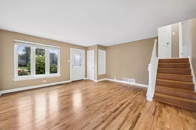 944 S Ardmore Avenue, Villa Park, IL 60181 - Photo 7