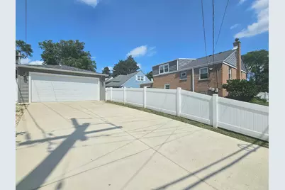 944 S Ardmore Avenue, Villa Park, IL 60181 - Photo 5