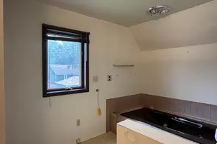 290 N Main St, Herscher, IL 60941 - Photo 35