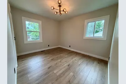 807 Hayward Avenue, Streamwood, IL 60107 - Photo 9