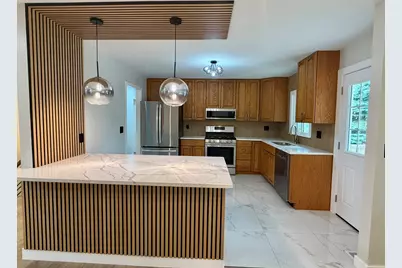807 Hayward Avenue, Streamwood, IL 60107 - Photo 5