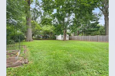 1407 Vassar Road, Rockford, IL 61103 - Photo 31