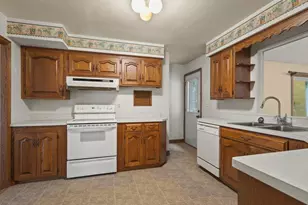 1407 Vassar Rd, Rockford, IL 61103 - Photo 19