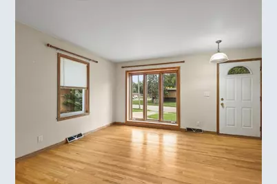1407 Vassar Road, Rockford, IL 61103 - Photo 7