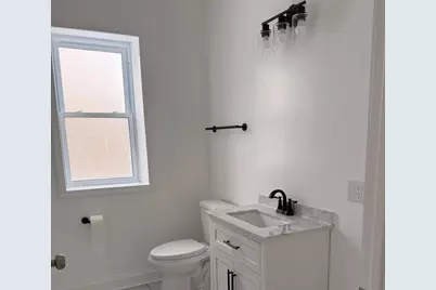 2101 Gunderson Avenue #2, Berwyn, IL 60402 - Photo 3