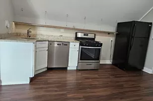 827 W 33rd Pl, Chicago, IL 60608 - Photo 3