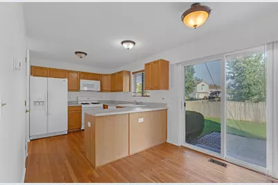 2259 N Orchard Lane, Round Lake Beach, IL 60073 - Photo 9