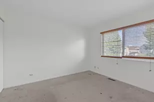 2259 N Orchard Ln, Round Lake Beach, IL 60073 - Photo 19