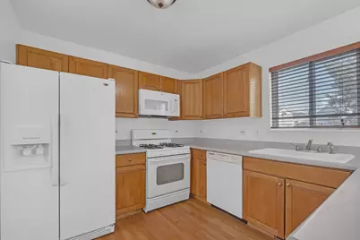 2259 N Orchard Lane, Round Lake Beach, IL 60073 - Photo 11