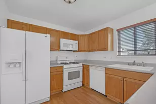2259 N Orchard Ln, Round Lake Beach, IL 60073 - Photo 11