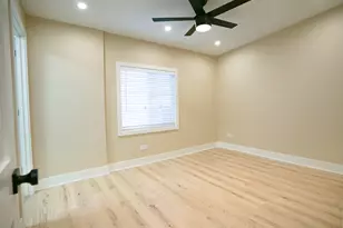 3703 W Palmer St, Chicago, IL 60647 - Photo 9