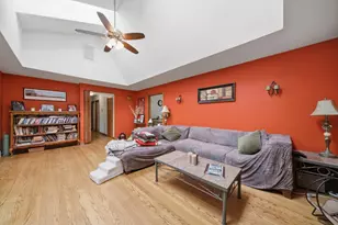 567 Happ Rd, Northfield, IL 60093 - Photo 15