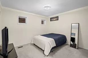 3835 N Ashland Ave, Chicago, IL 60613 - Photo 15