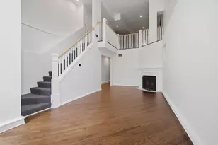 626 W Buckingham Pl, Chicago, IL 60657 - Photo 13