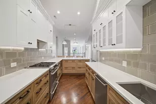 626 W Buckingham Pl, Chicago, IL 60657 - Photo 7
