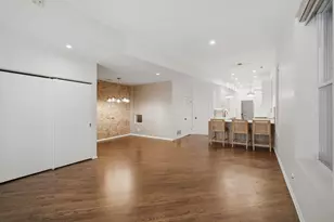 626 W Buckingham Pl, Chicago, IL 60657 - Photo 5