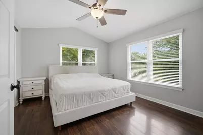 843 Newbury Court, Grayslake, IL 60030 - Photo 9