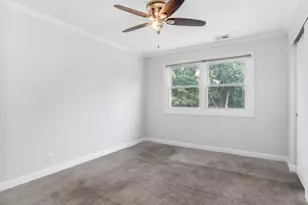 712 W Highland Ave, Elgin, IL 60123 - Photo 21